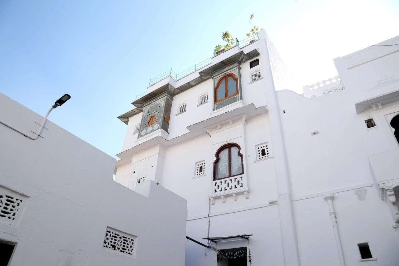 Little Garden Guest House Udaipur Exterior photo